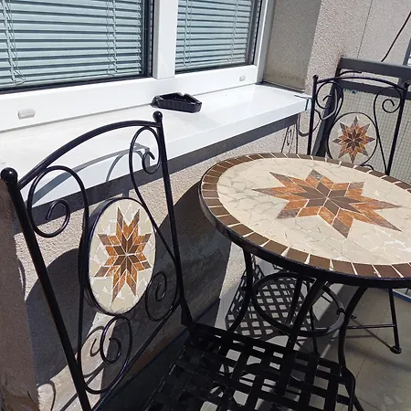 Апартаменты Amos - Private Parking Included *