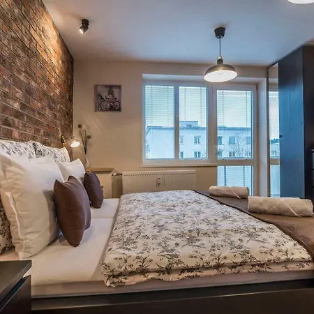 Amos - Private Parking Included Апартаменты *